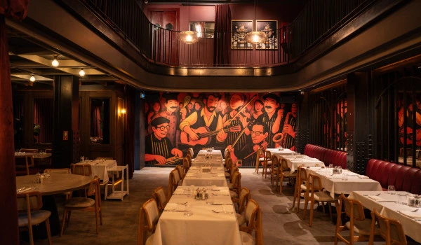 12:45 by 5masa, &ccedil;ağdaş mutfak dokunuşları zarif bir atmosferle buluştu