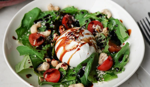 Almora Lounge, gastronomi deneyiminin adreslerinden birisi olmaya aday