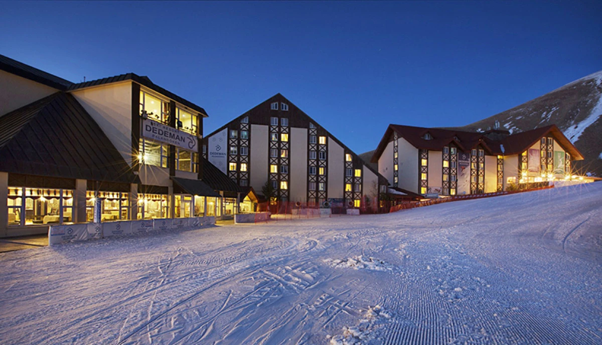 Burak Yerlikaya, Dedeman Palandöken ve Dedeman Palandöken Ski Lodge Genel Müdürü olarak atandı