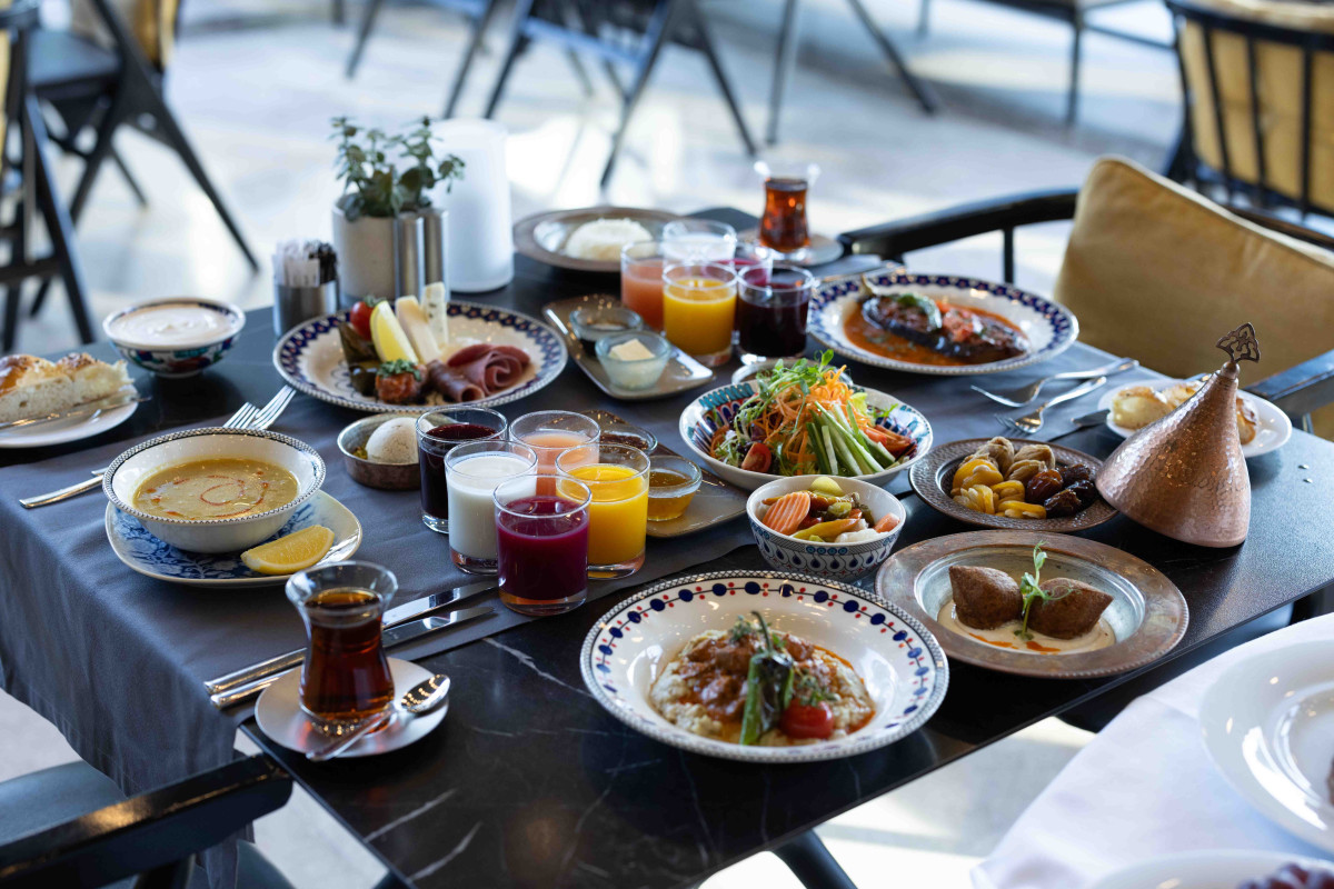 Hilton Istanbul Bomonti misafirlerini iftar sofralarına davet ediyor  