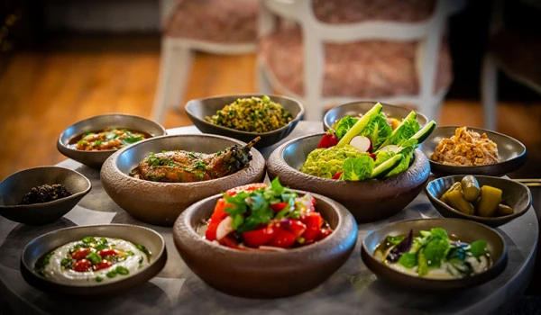 HoReCa Sekt&ouml;r&uuml;ne yaratıcı mutfak &ccedil;&ouml;z&uuml;mleri: Bonna yaz koleksiyonları