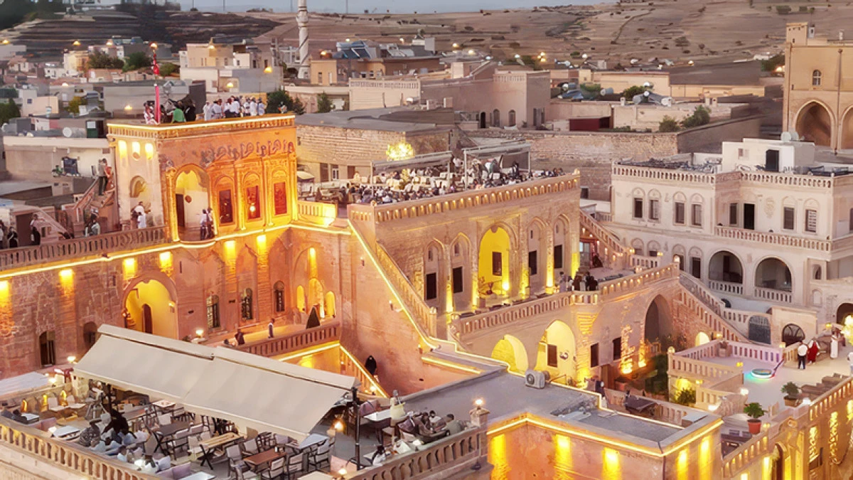 Mardin Devlet Konukevi, Midyat&rsquo;ın  tarihi ihtişamını d&uuml;nyaya taşıyor