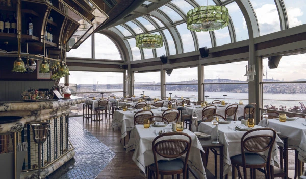 Mesai, lezzet ve hizmet kalitesiyle konuklarından tam not alıyor      