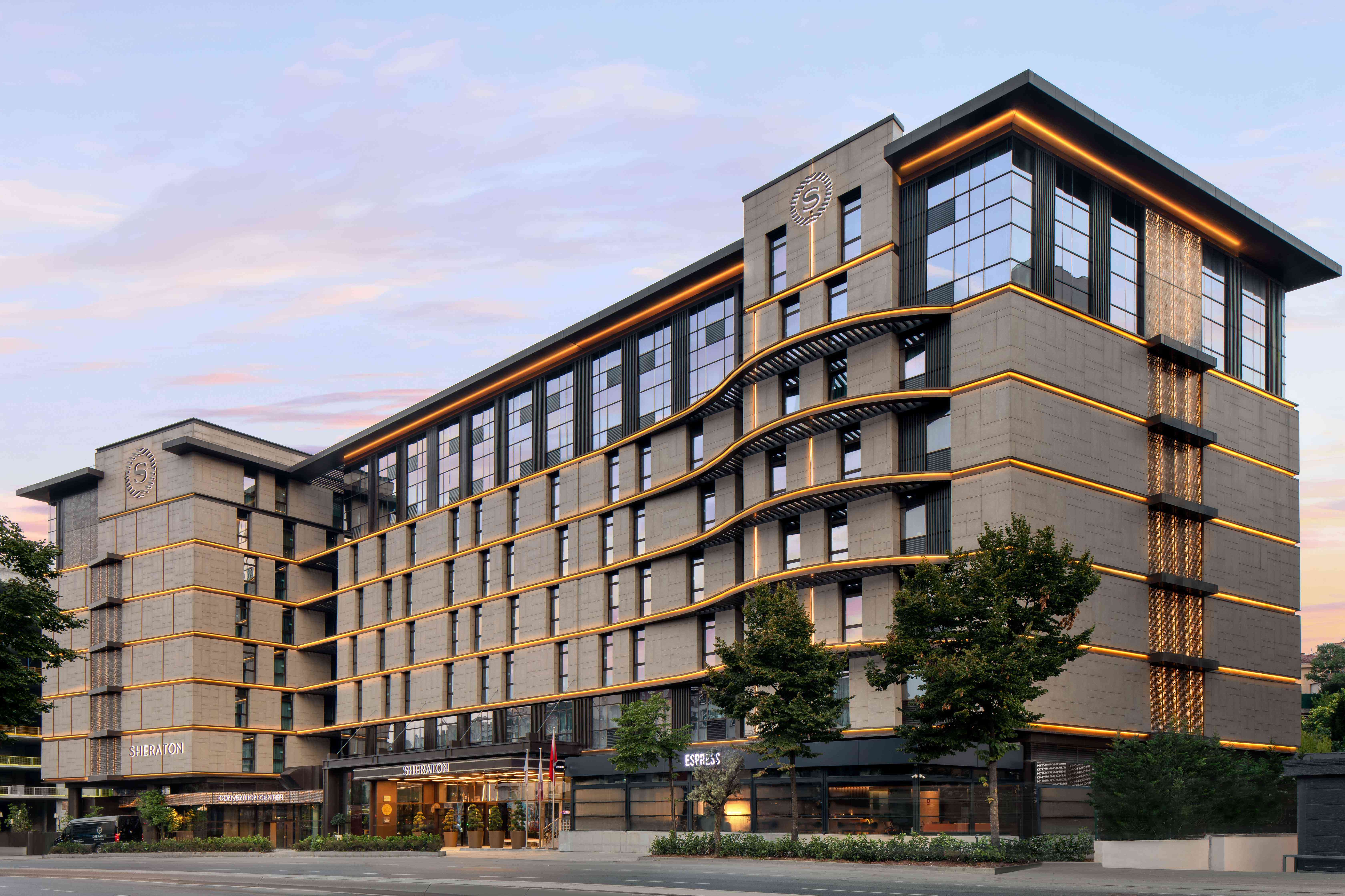 Sheraton Istanbul City Center’dan Teknolojik Yatırım: Go Hybrid at Sheraton