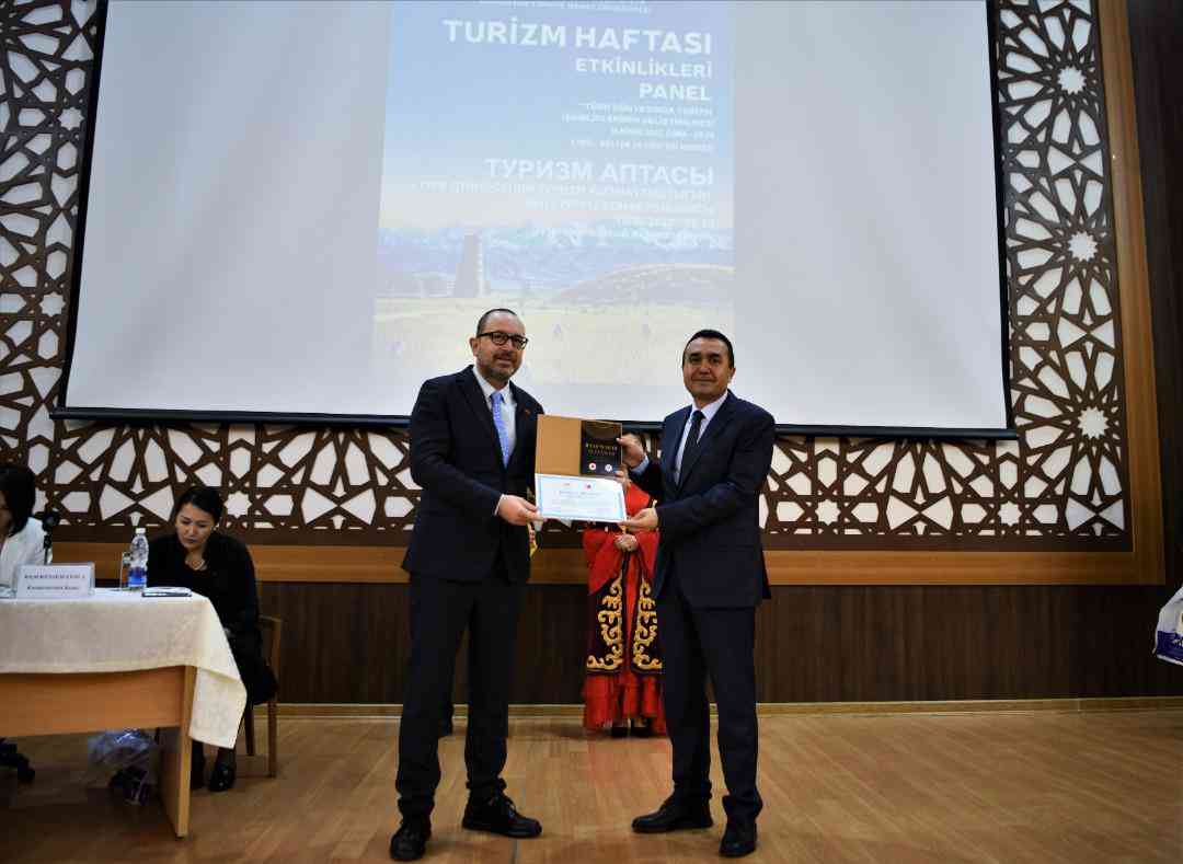 GTD Kırgızistan da GASTRONOMİ̇ TURİZMİ önemini aktardı.