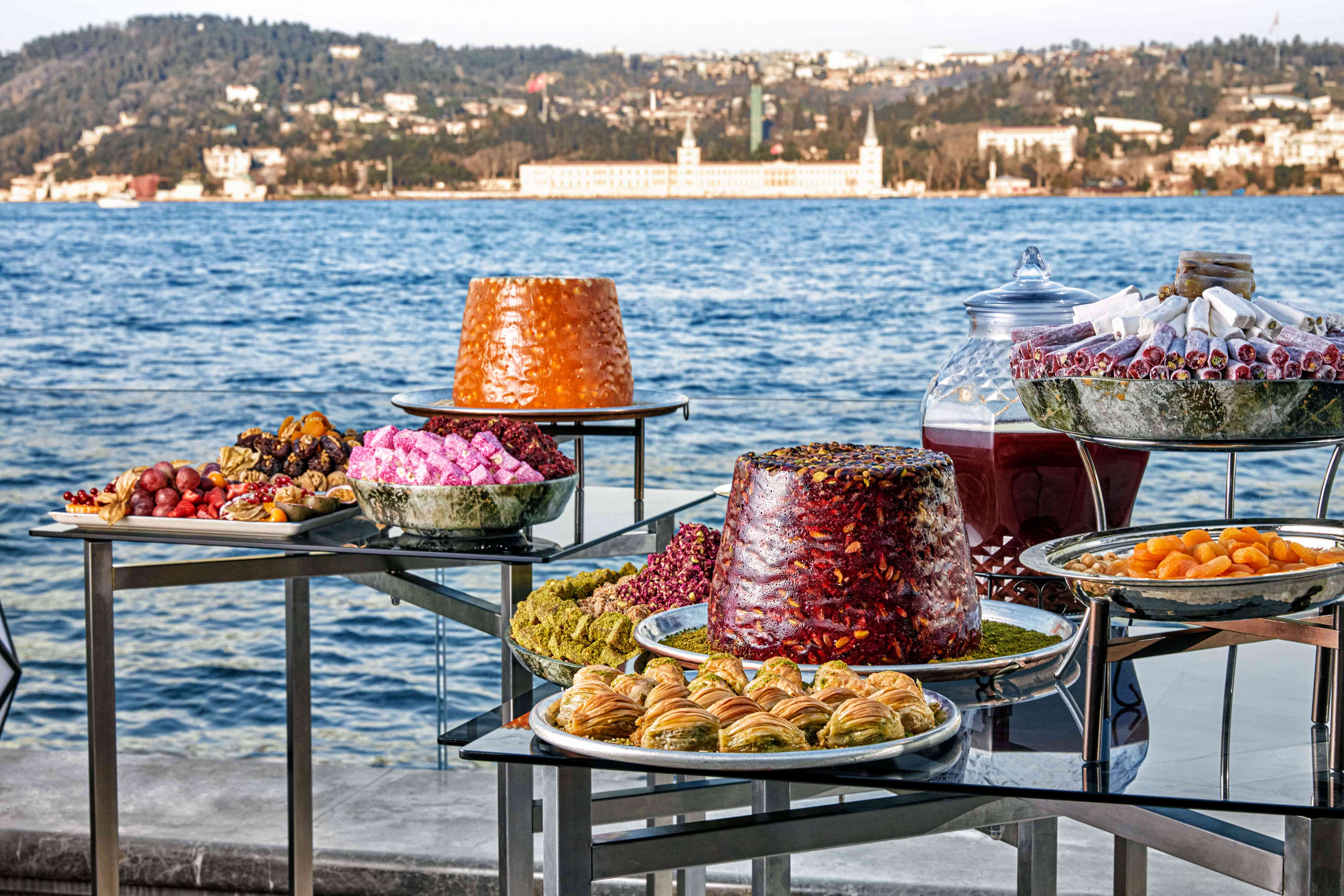 Mandarin Oriental Bosphorus İftar Sofrası