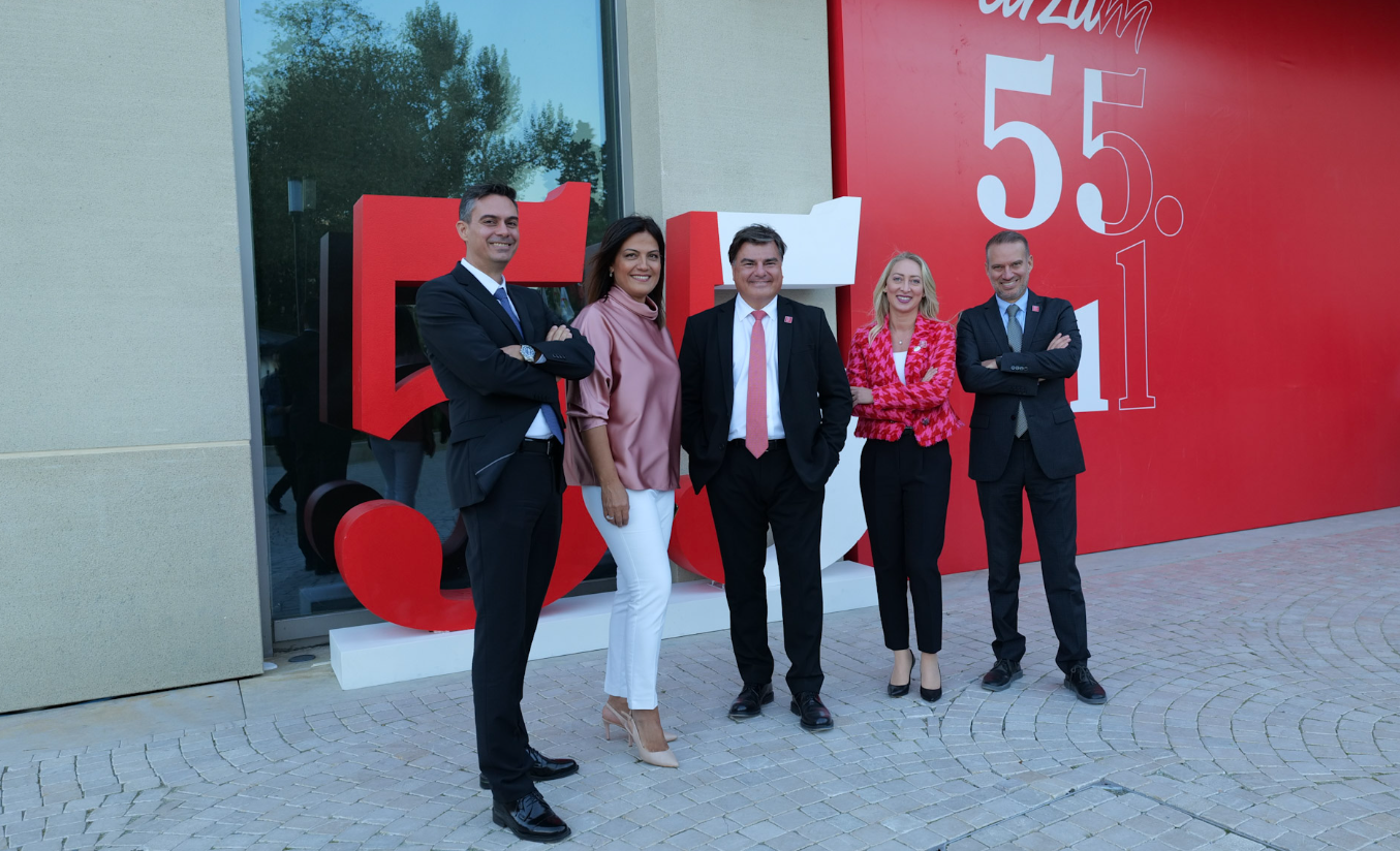 Arzum 55’inci yaşını 55 ayrı tasarımla kutladı   