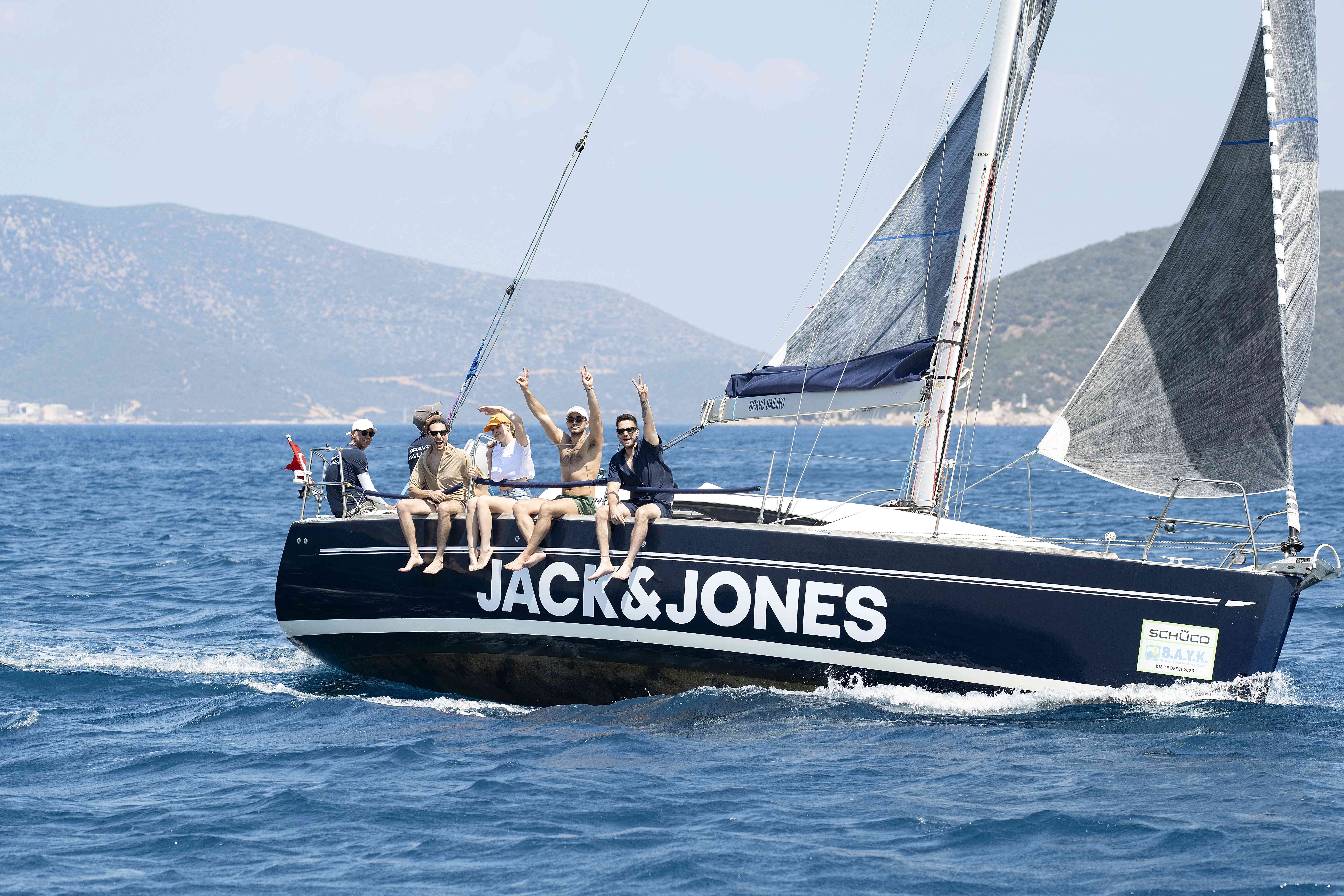 Jack&Jones Sürdürülebilir Modaya Yelken Açıyor 