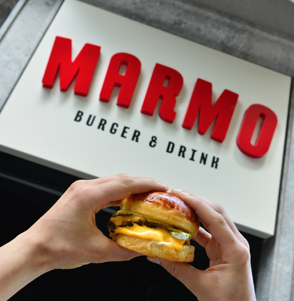 Sokak Lezzetlerinin yeni adresi Marmo Burger & Drink