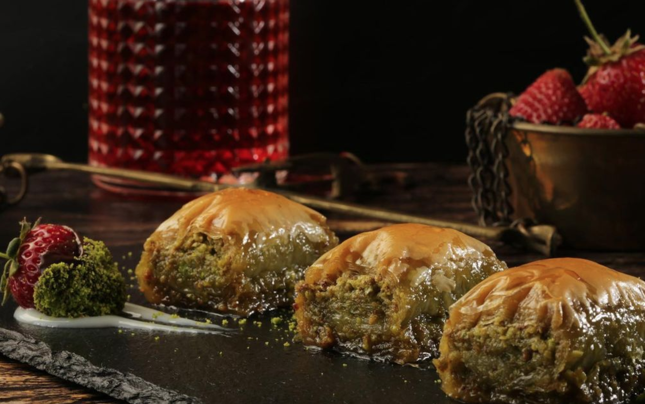 Babazade baklava lezzetiyle kurumsal markaların tercihi oldu