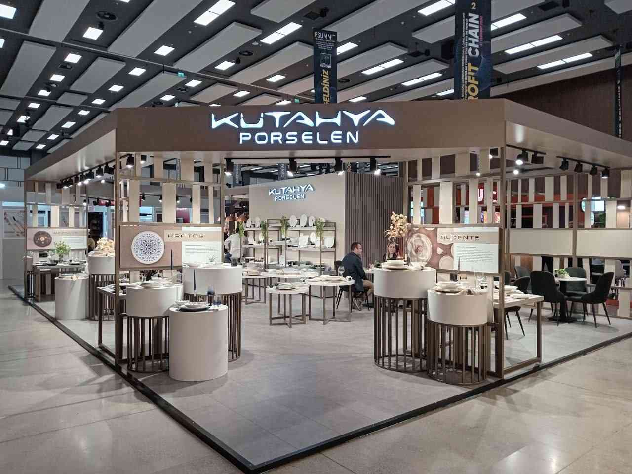  Kütahya Porselenin yeni tasarımları büyük beğeni topladı