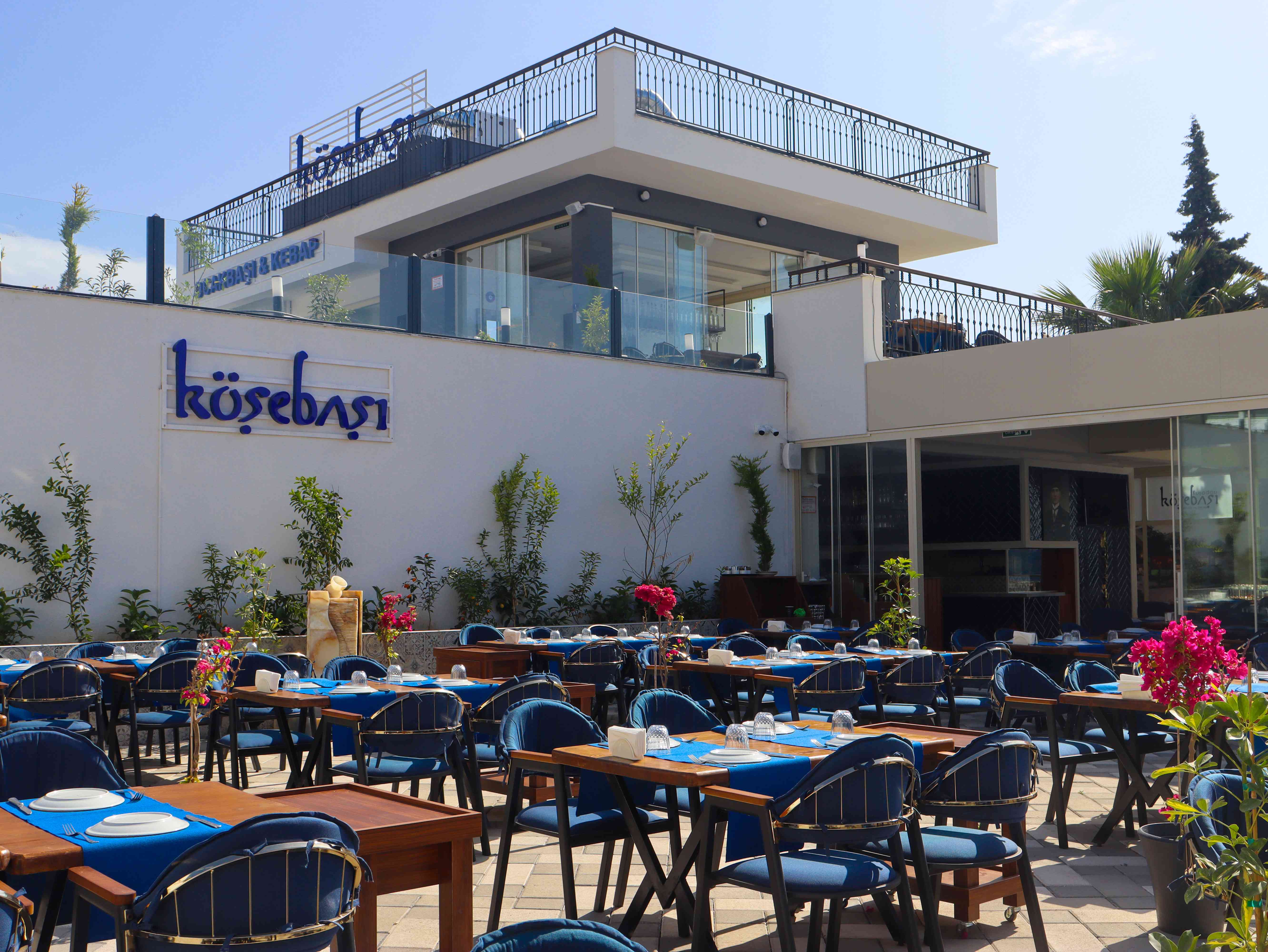 Kuşadası’nda Köşebaşı lezzetleri