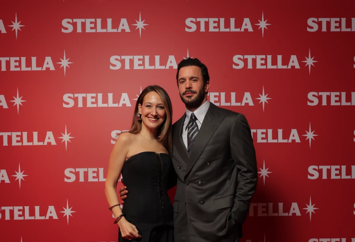 Stella &ldquo;Daha Fazlasına Değer&rdquo; İstanbul The Seed&rsquo;de &ouml;zel davetle tanıttı