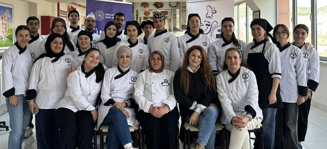 Tavas MYO&rsquo;da &ldquo;Gen&ccedil; Şefler At&ouml;lyesi&rdquo; Başarıyla Tamamlandı